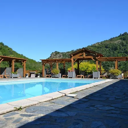 Gites De Thouy